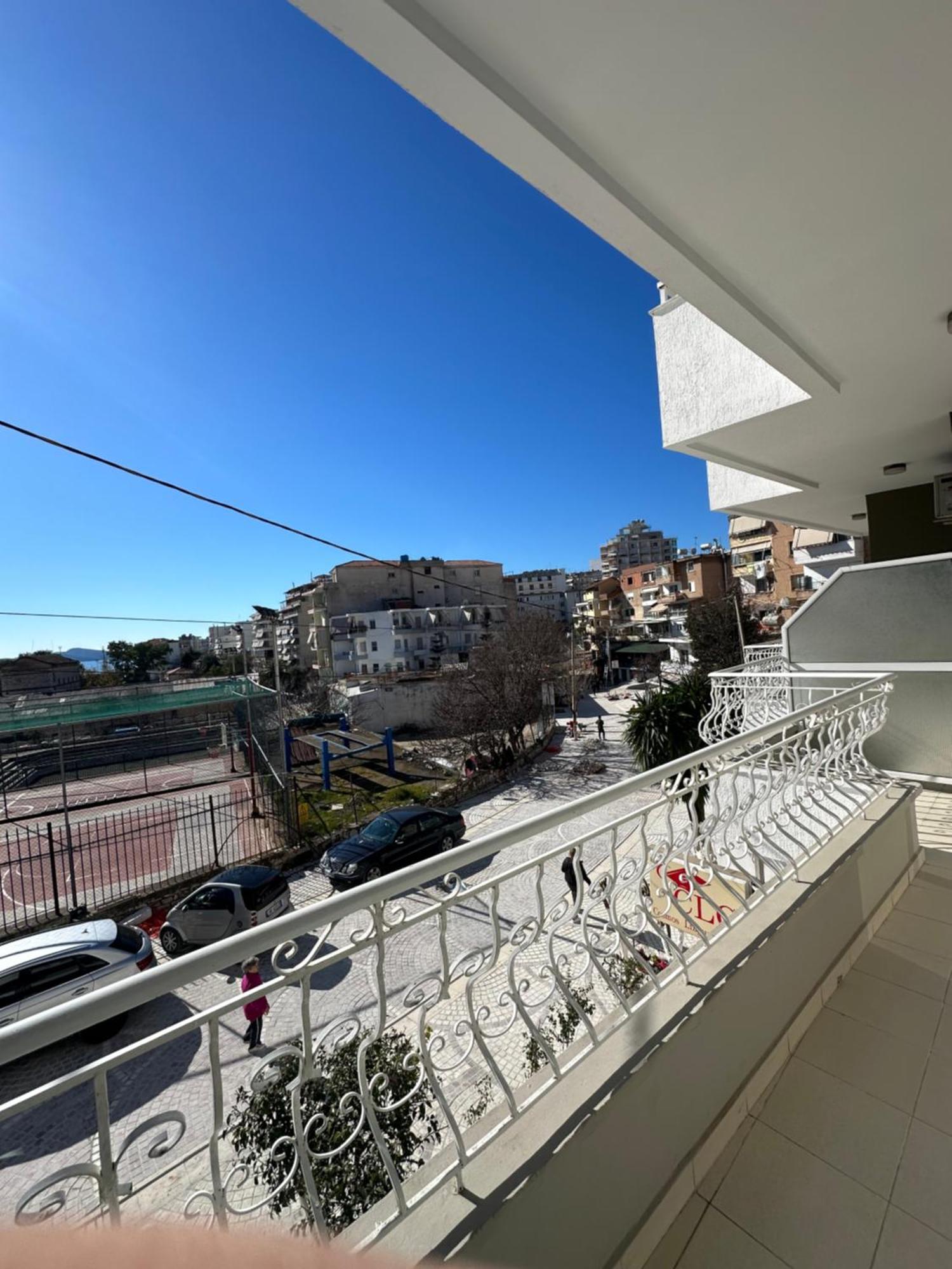 Olivias Apartments City Center Саранда Экстерьер фото