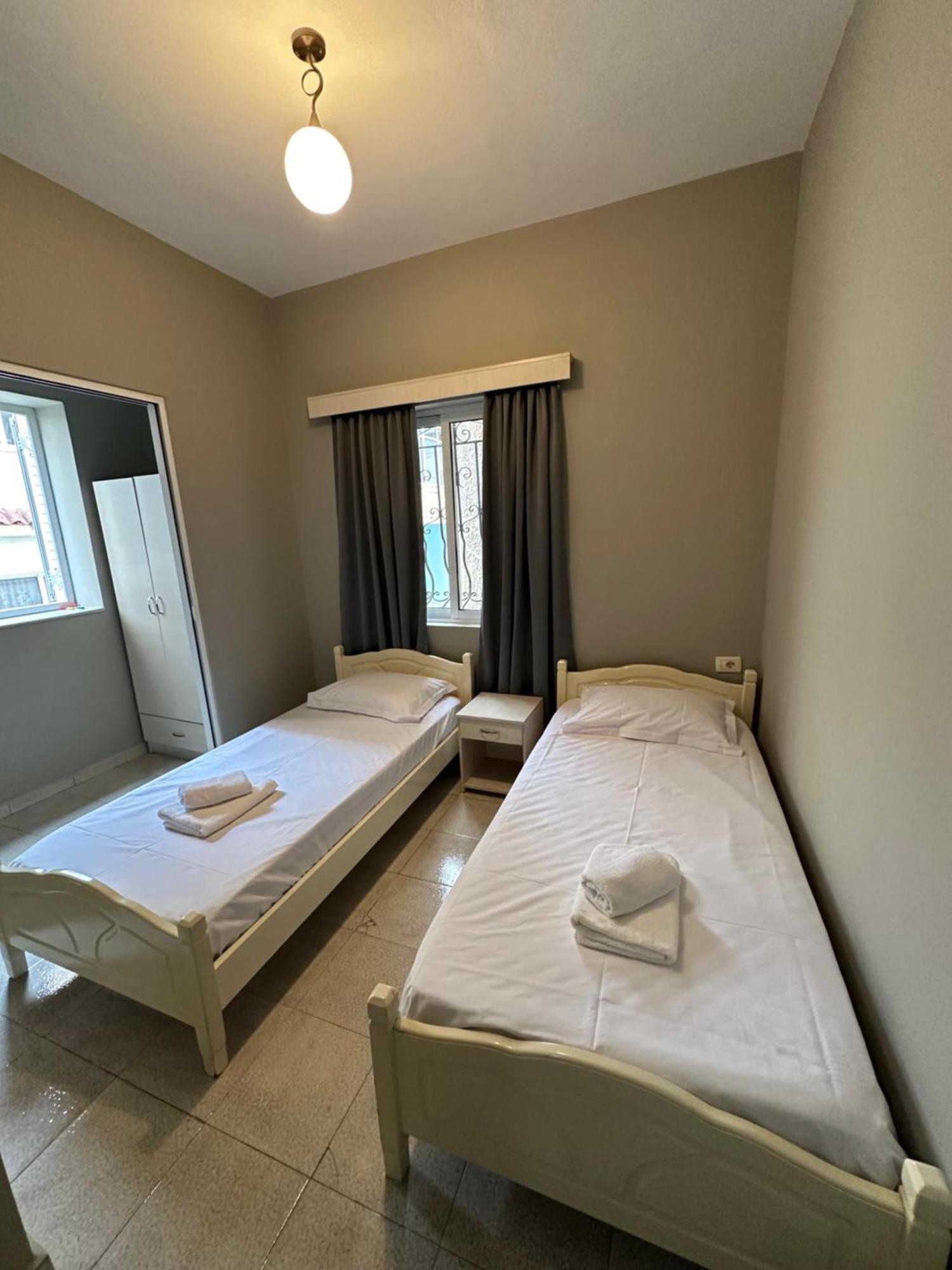 Olivias Apartments City Center Саранда Экстерьер фото